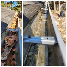 Professional-Gutter-Cleaning-in-Egg-Harbor-City 1